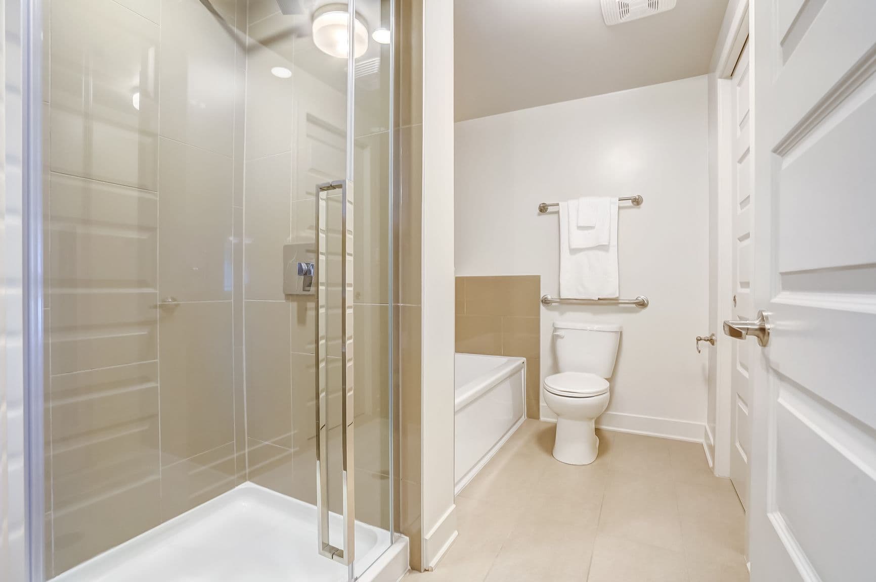 460 St-Laurent — 1 Bedroom - Photo 24