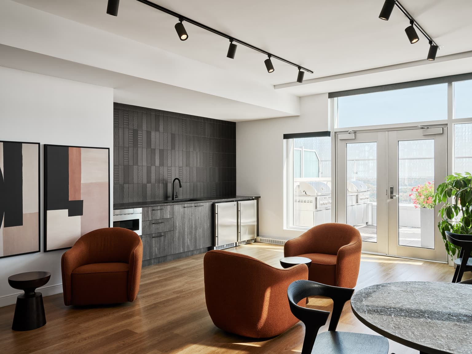 Le Columbia — 3 Bedrooms* - Photo 36
