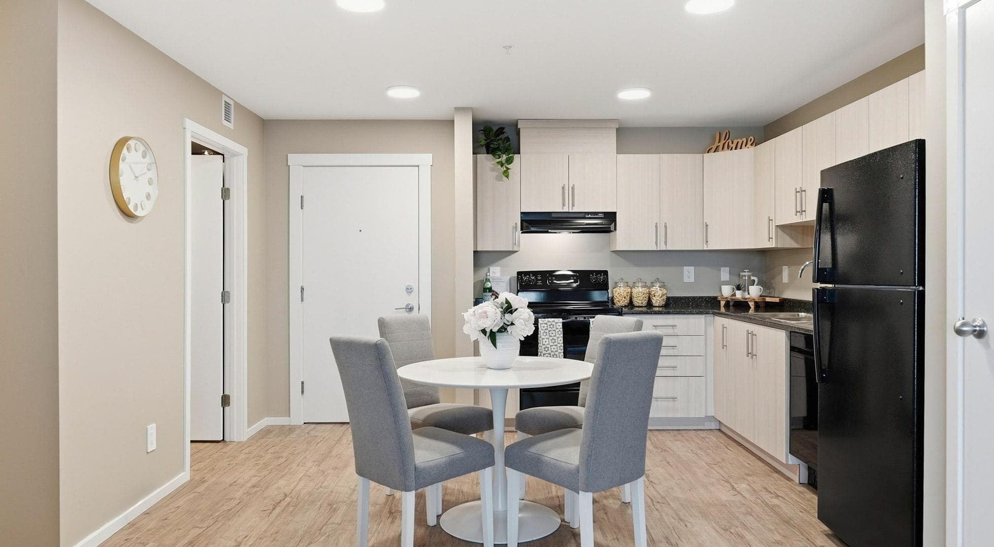 Vista Green Apartments — Two Bedroom One Bath - Photo 5