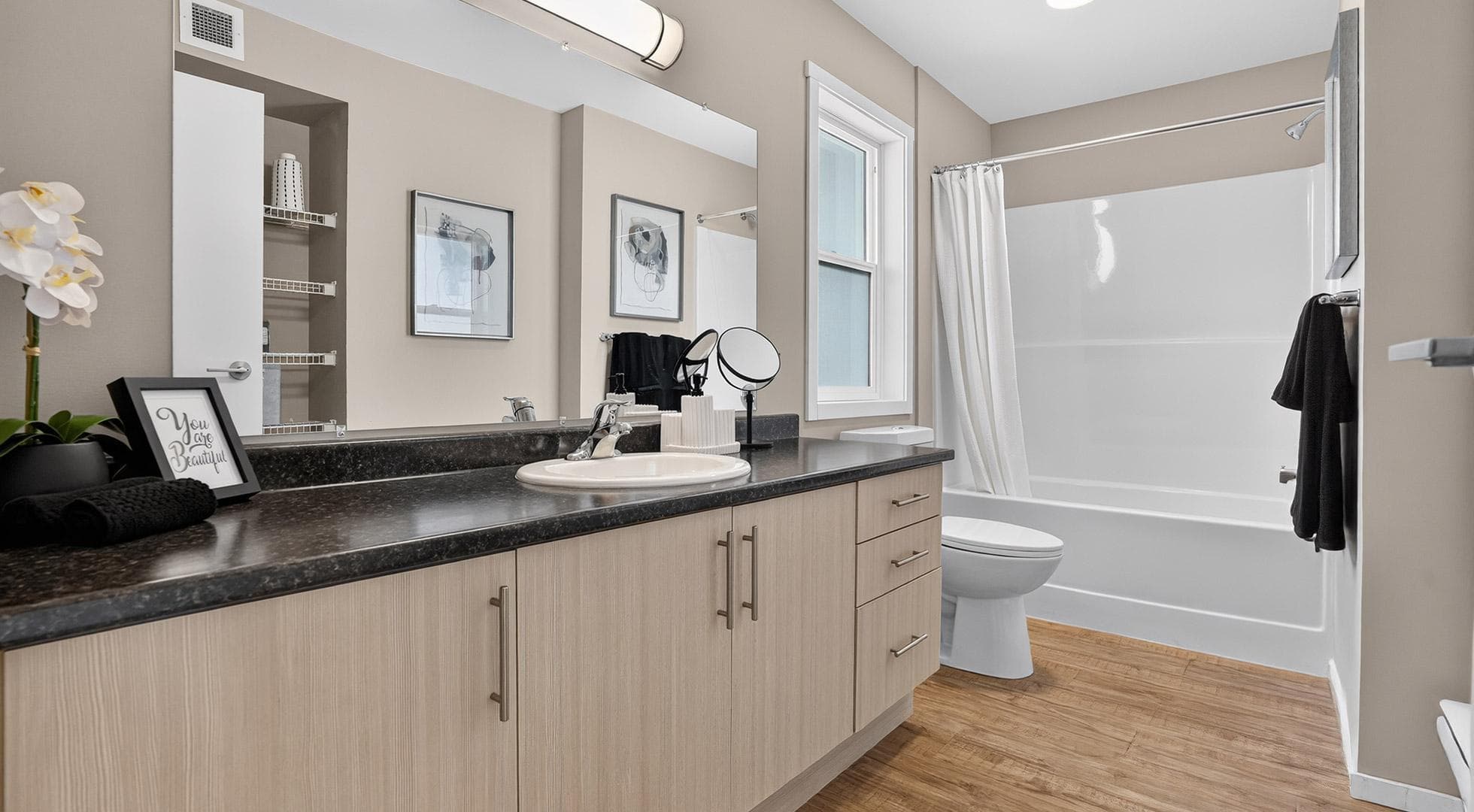 Skyview Village — Three Bedroom 2.5 Bath Townhome - Photo 10