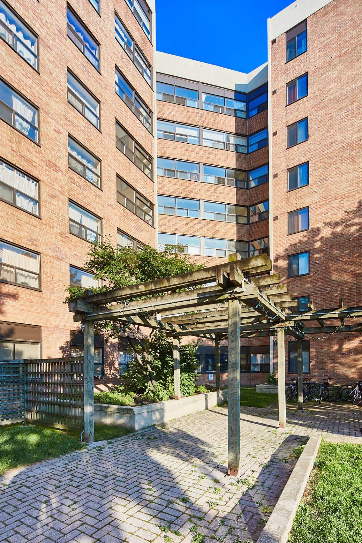 Kings Gardens — Two Bedroom - Photo 4