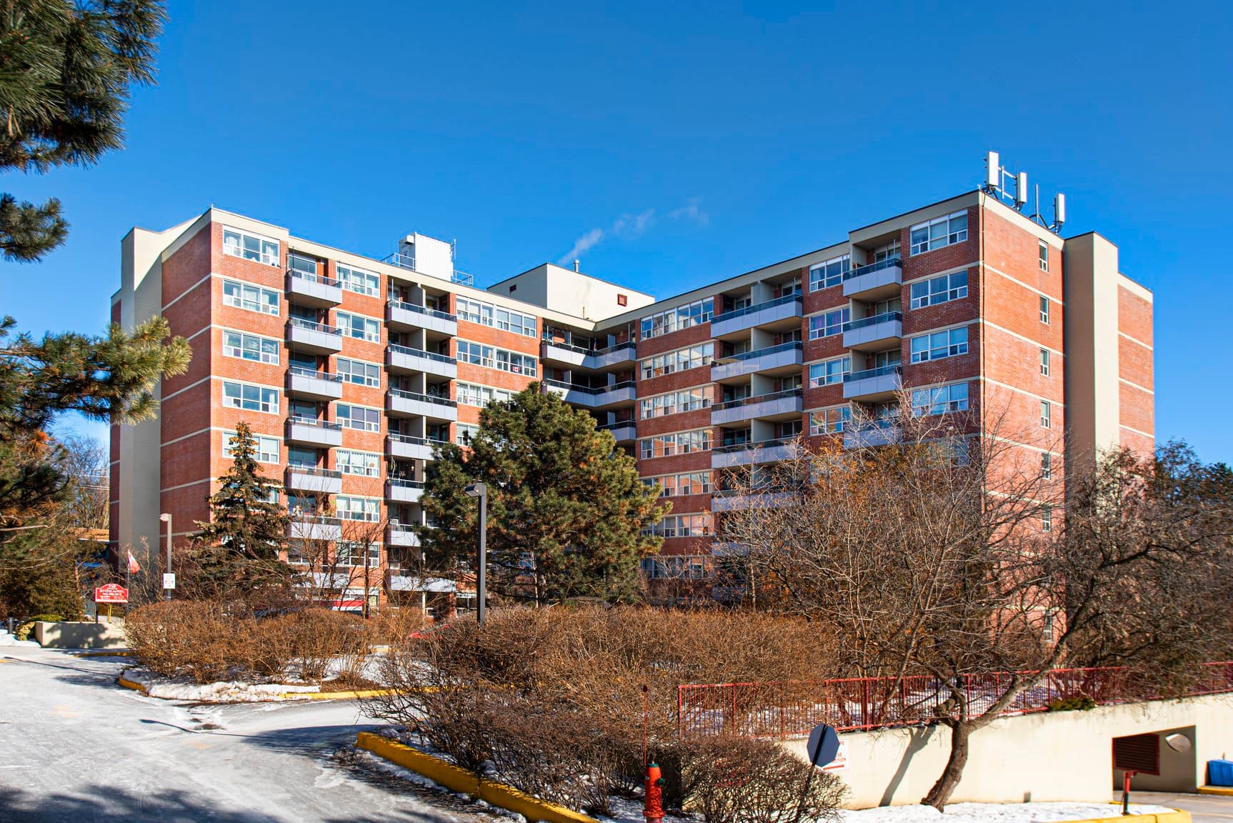 Green Meadows Apartments — Bachelor - Photo 2