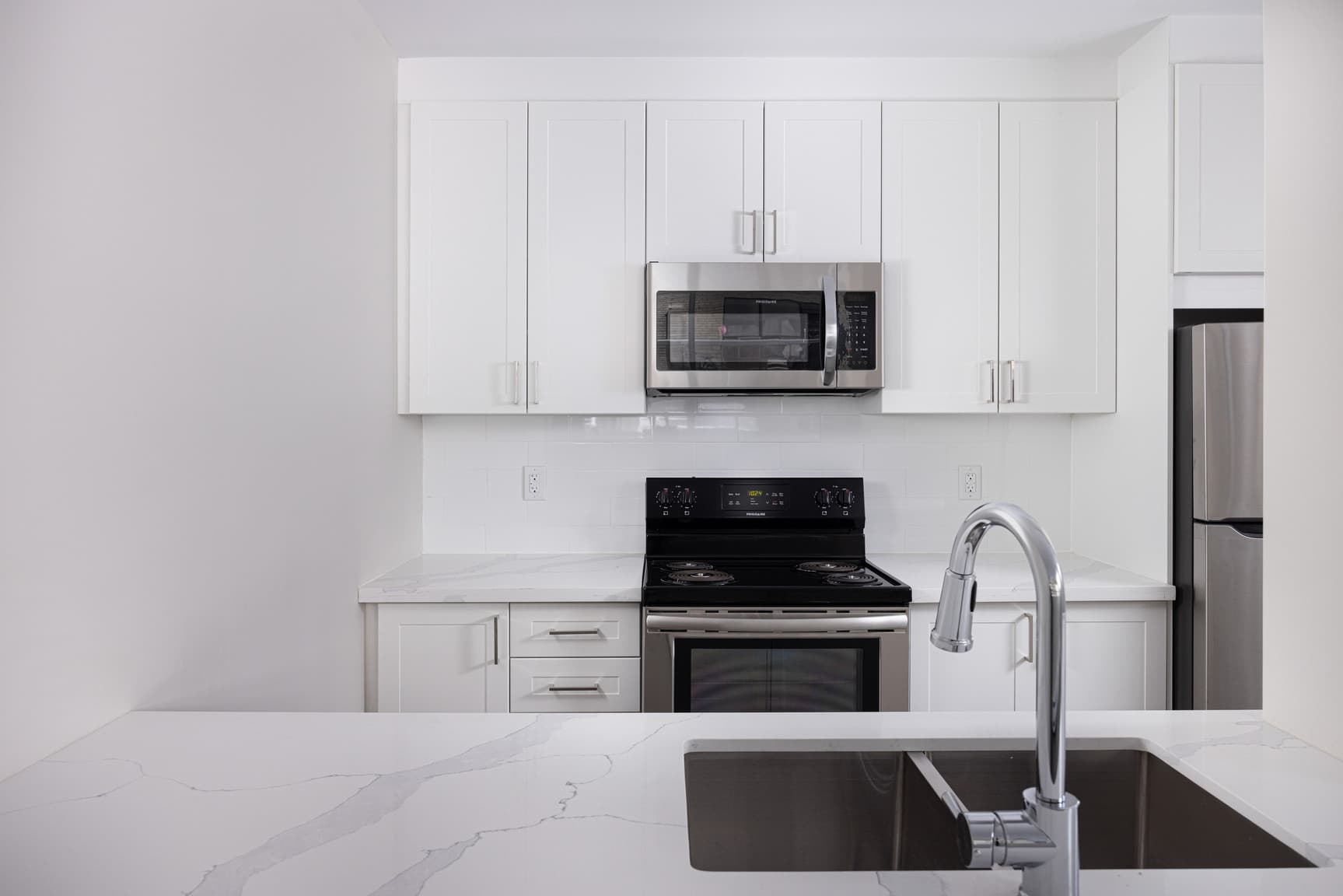 60 Tyndall Ave — 2 Bedroom  - Luxe Renovation - Photo 14