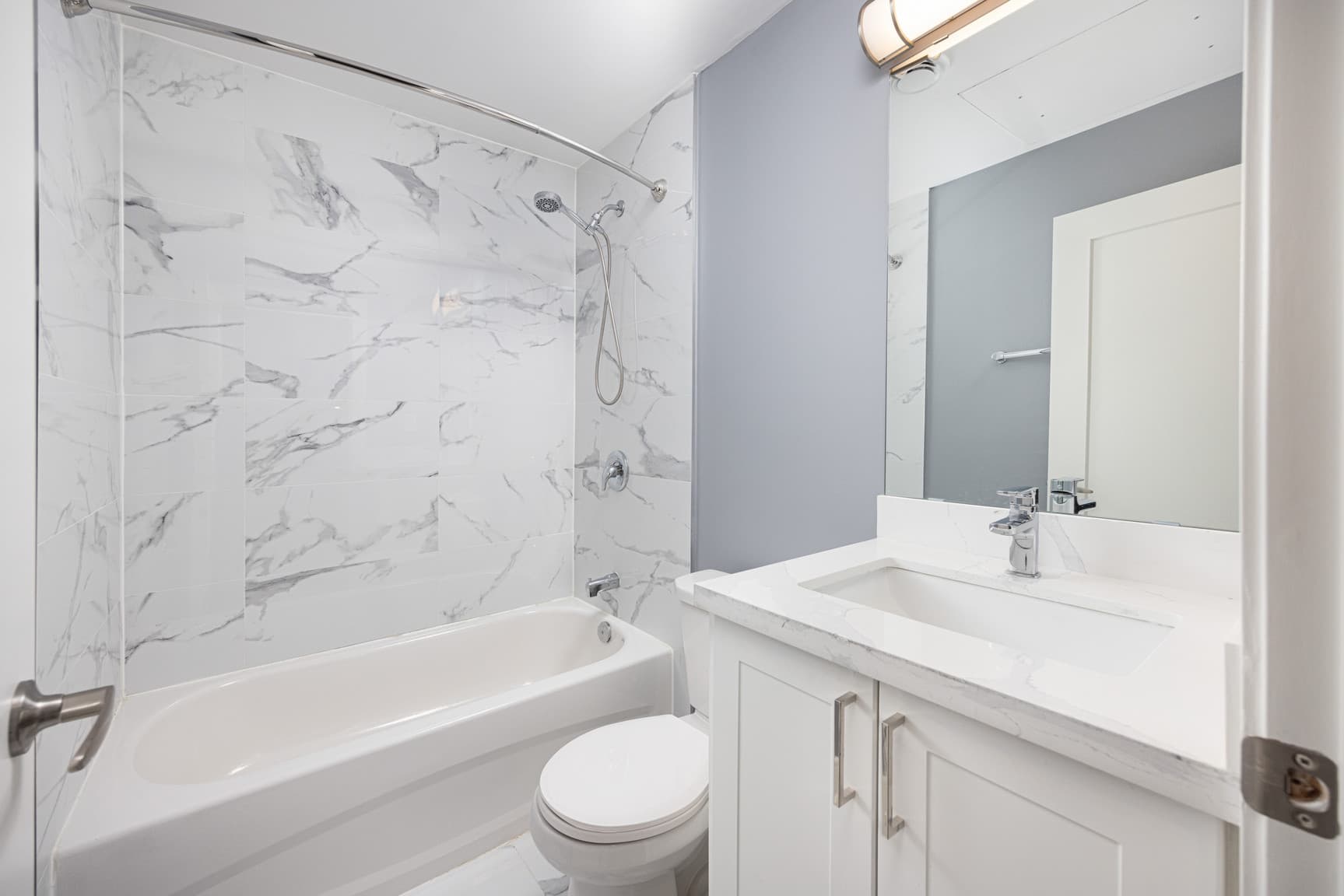 Blue Forest Apartments — Bachelor - Photo 22
