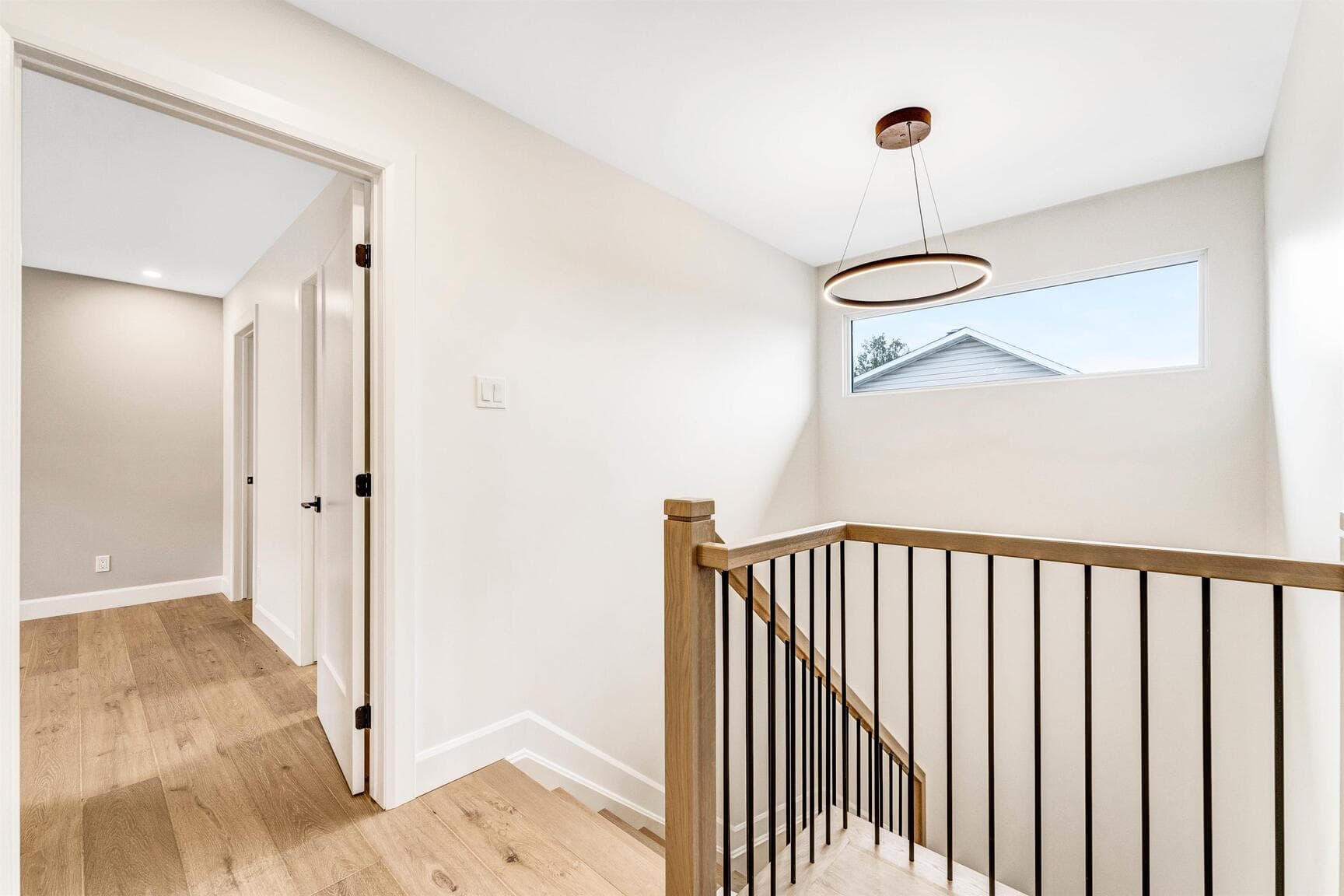 847 Woodroffe Avenue — 3 Bedroom - Photo 11