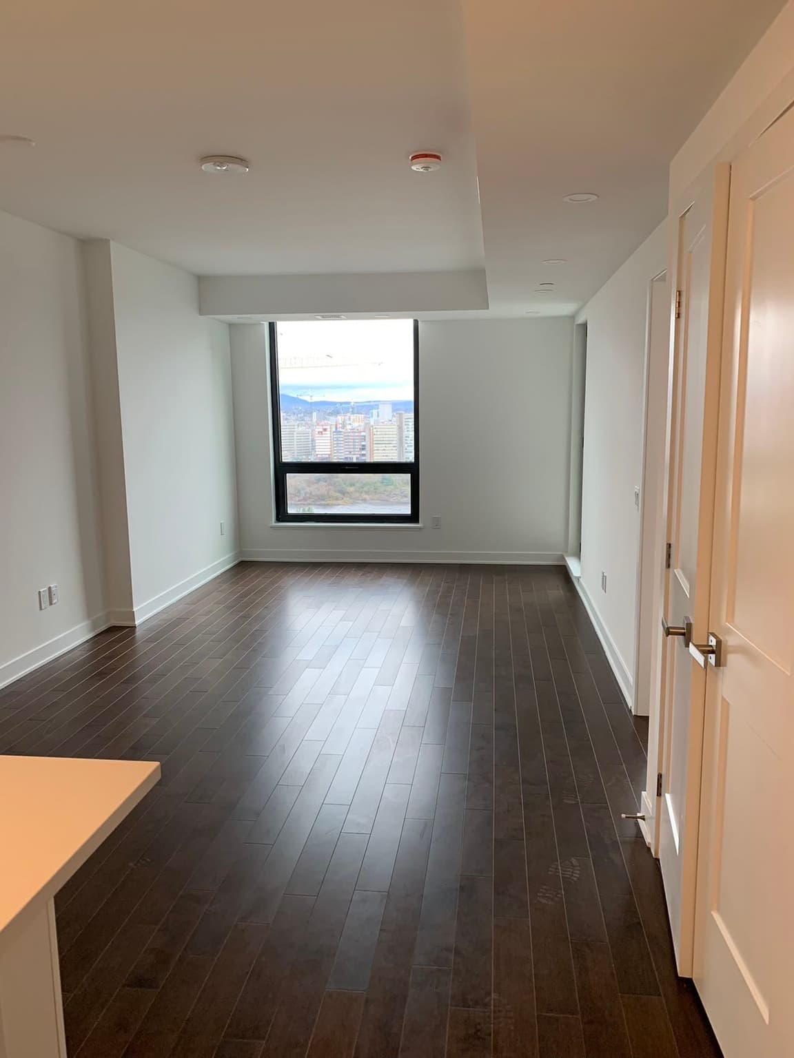 340 Queen Street — 1 Bedroom - Photo 6