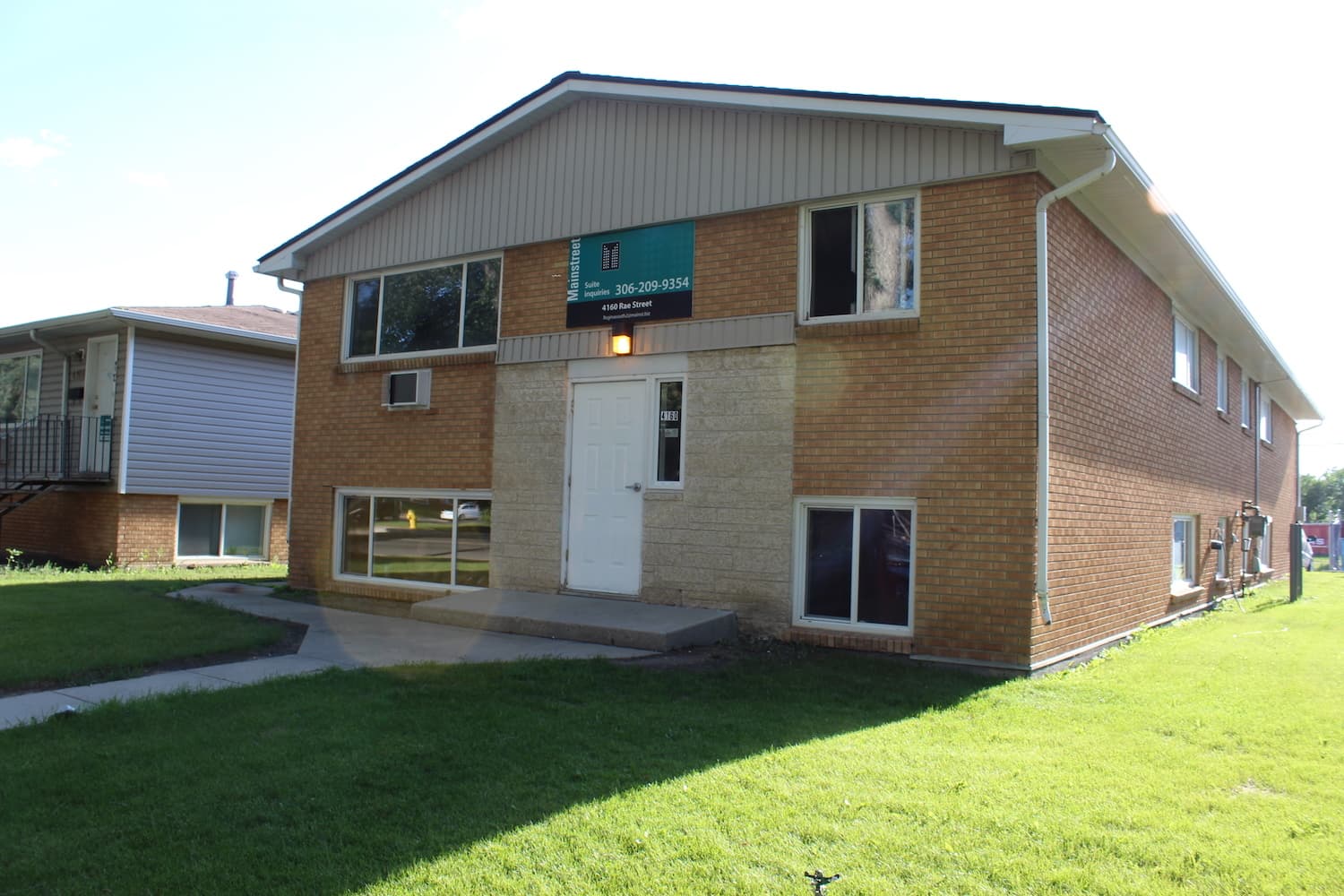 Rae 4160 — 3 bedroom