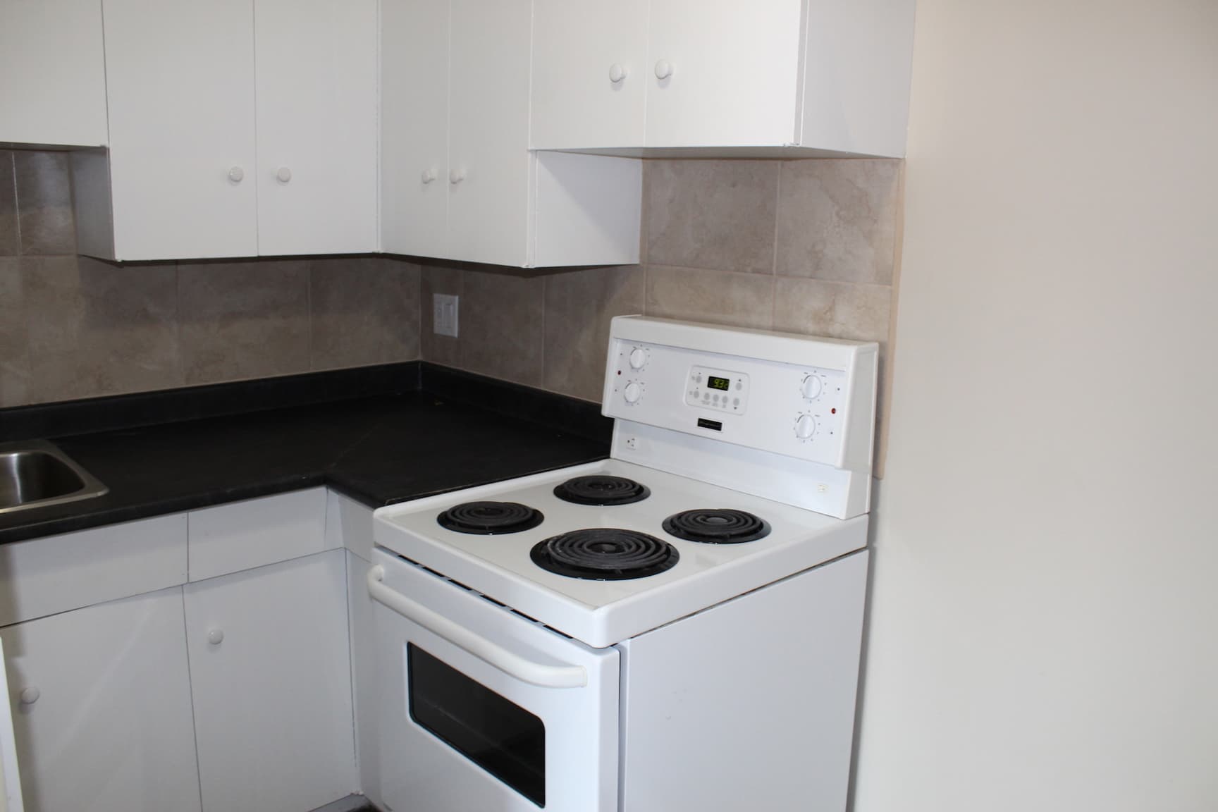 Oliver 1 Apartments — 1 bedroom - Photo 12