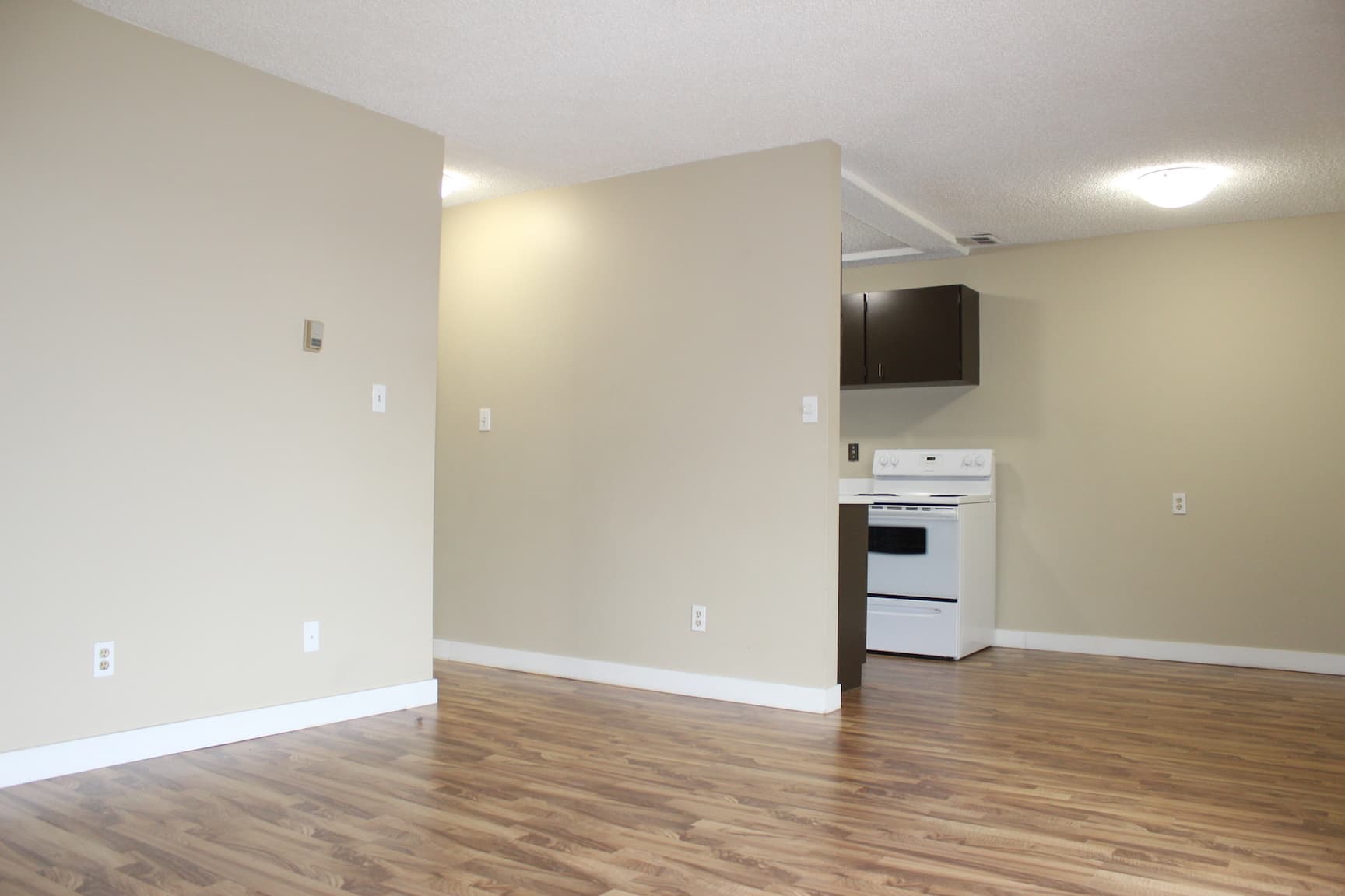 Jay's Place — 1 bedroom - Photo 11