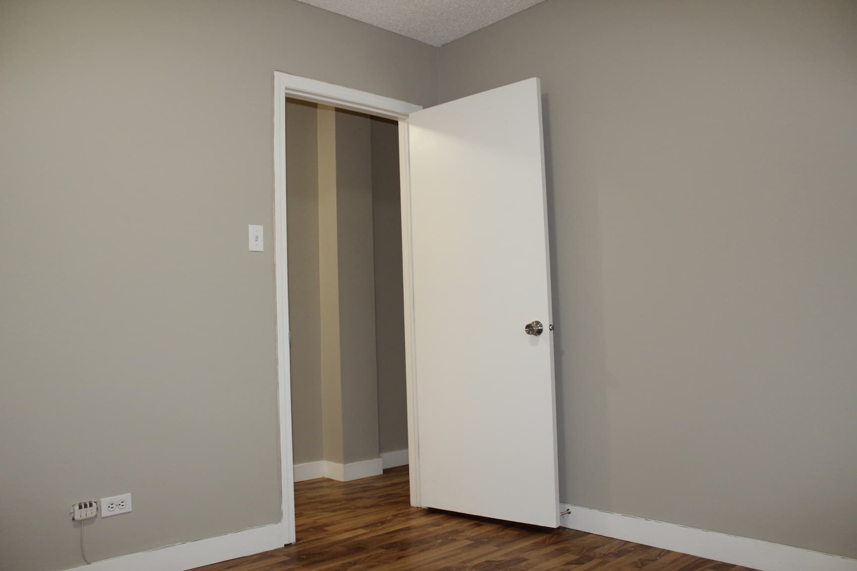 Sharma Apartments — 2 bedroom - Photo 3