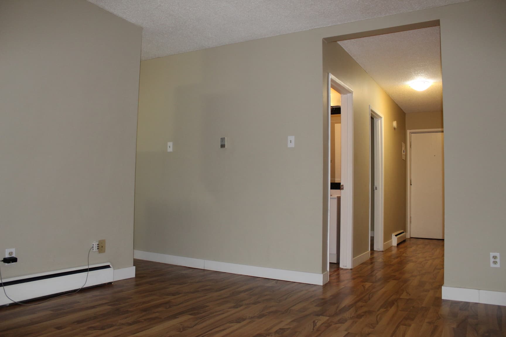 Nessa Manor — 1 bedroom - Photo 5