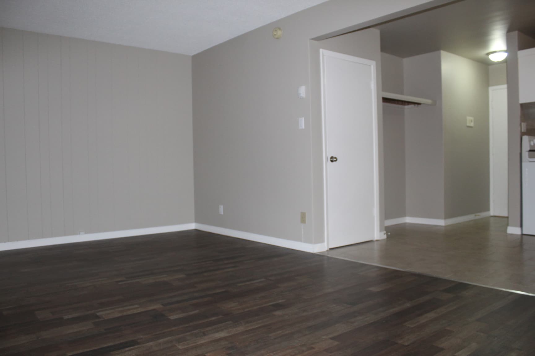 Oliver 1 Apartments — 1 bedroom - Photo 3