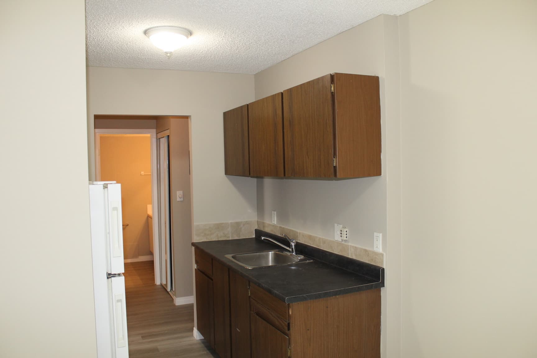 Matt Manor — 2 bedroom - Photo 7