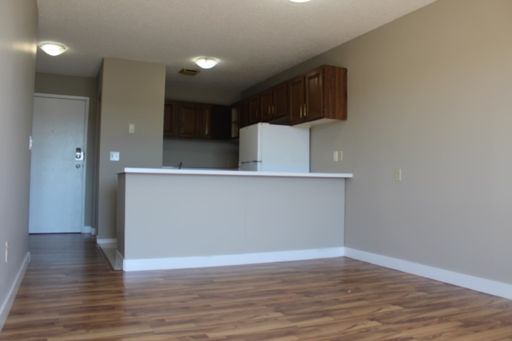 Morros Manor — 1 bedroom - Photo 8