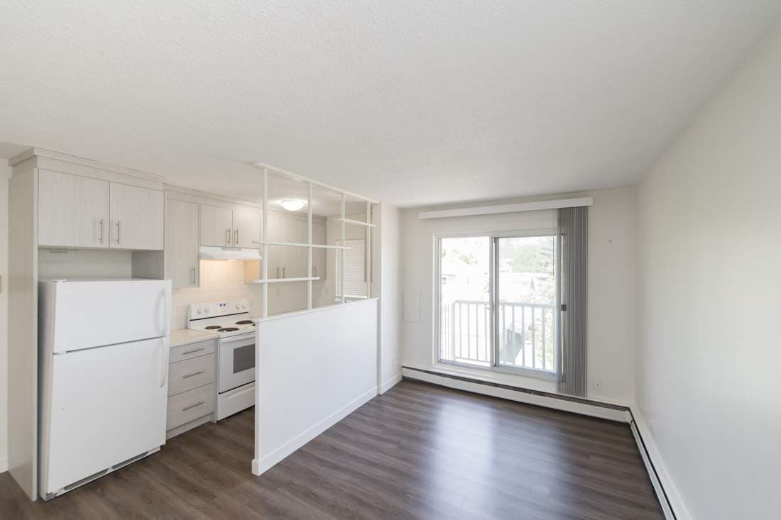 Mission Apartments — 1 bedroom - Photo 4