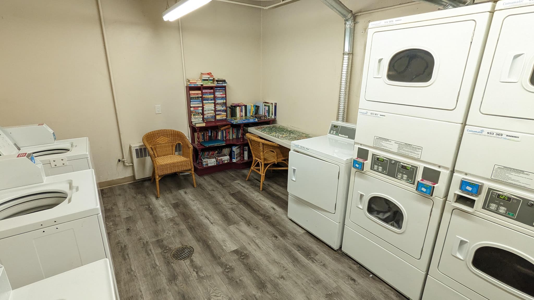 Mainstreet Maple Ridge Apartments — 1 Bedroom - Photo 15
