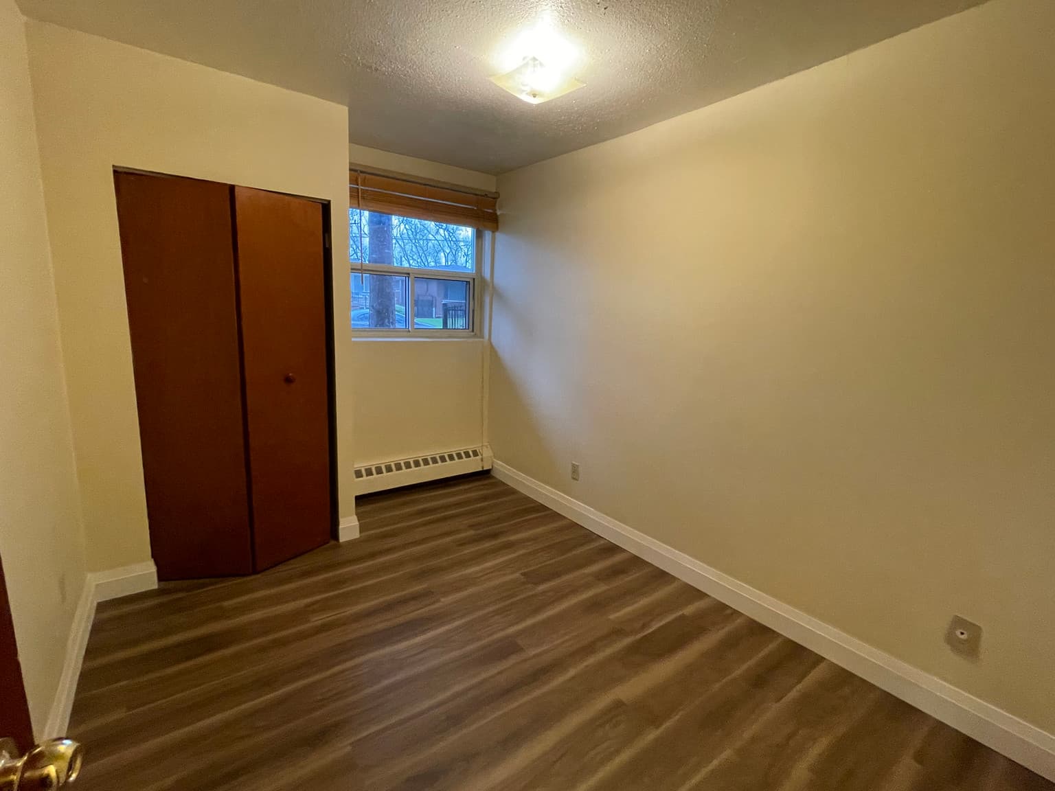 10 Veevers Drive — 2 Bedroom - Photo 16