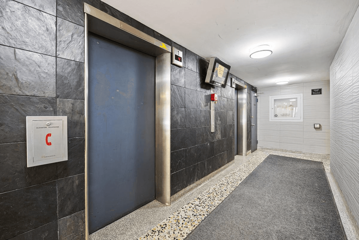 2050 Keele Street — 2 Bedroom - Photo 17