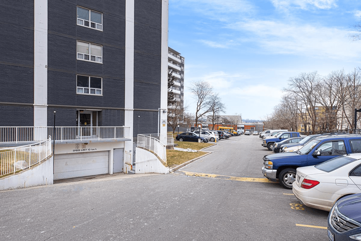 2050 Keele Street — 2 Bedroom - Photo 24