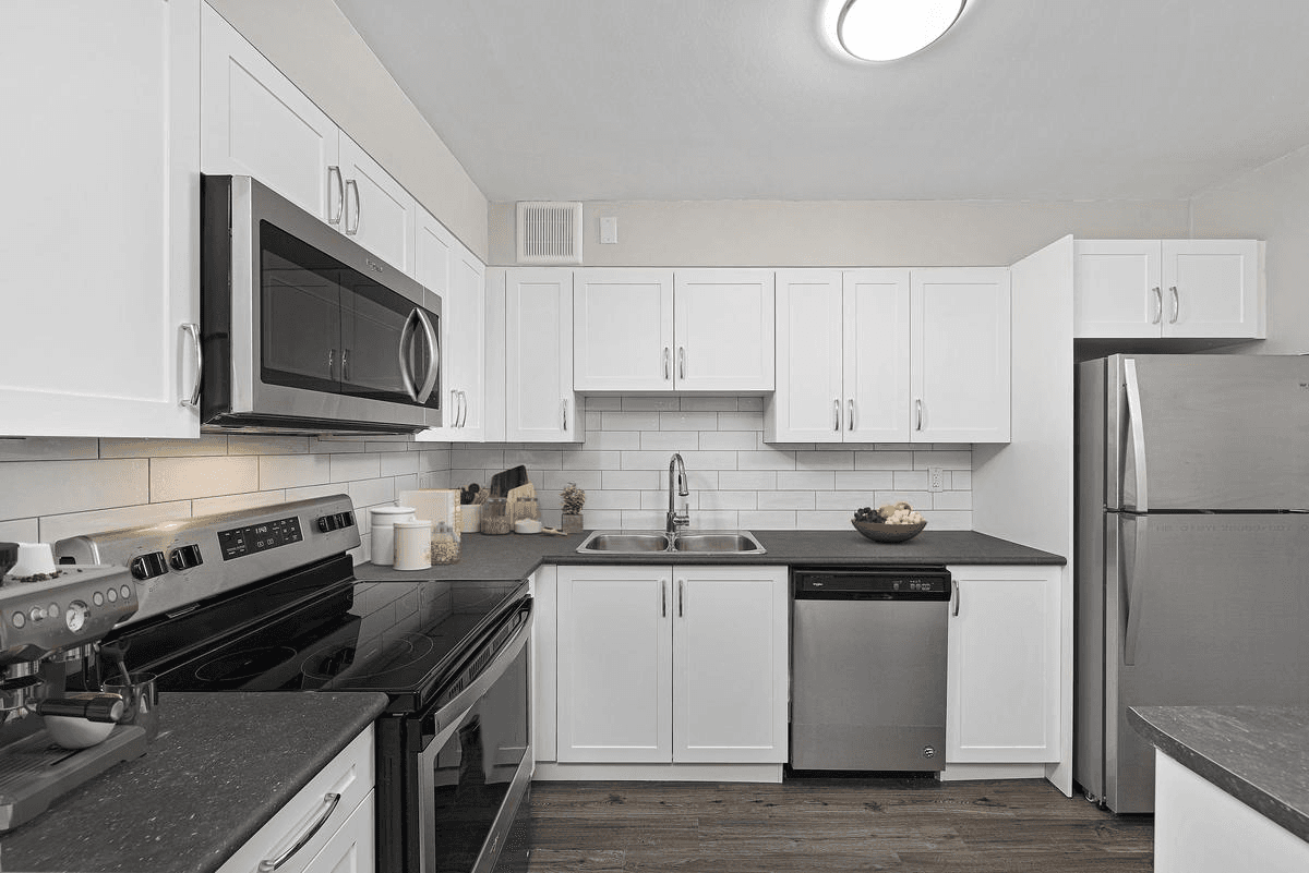 33, 39, 91, 95 &amp; 99 Burns Drive — 3 Bedroom - Photo 3