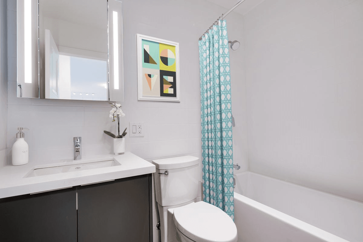 28 Helene Street North — 1 Bedroom - Photo 11