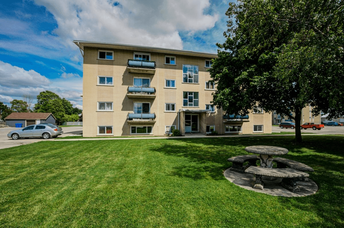 317-337 Home Street — 1 Bedroom - Photo 10