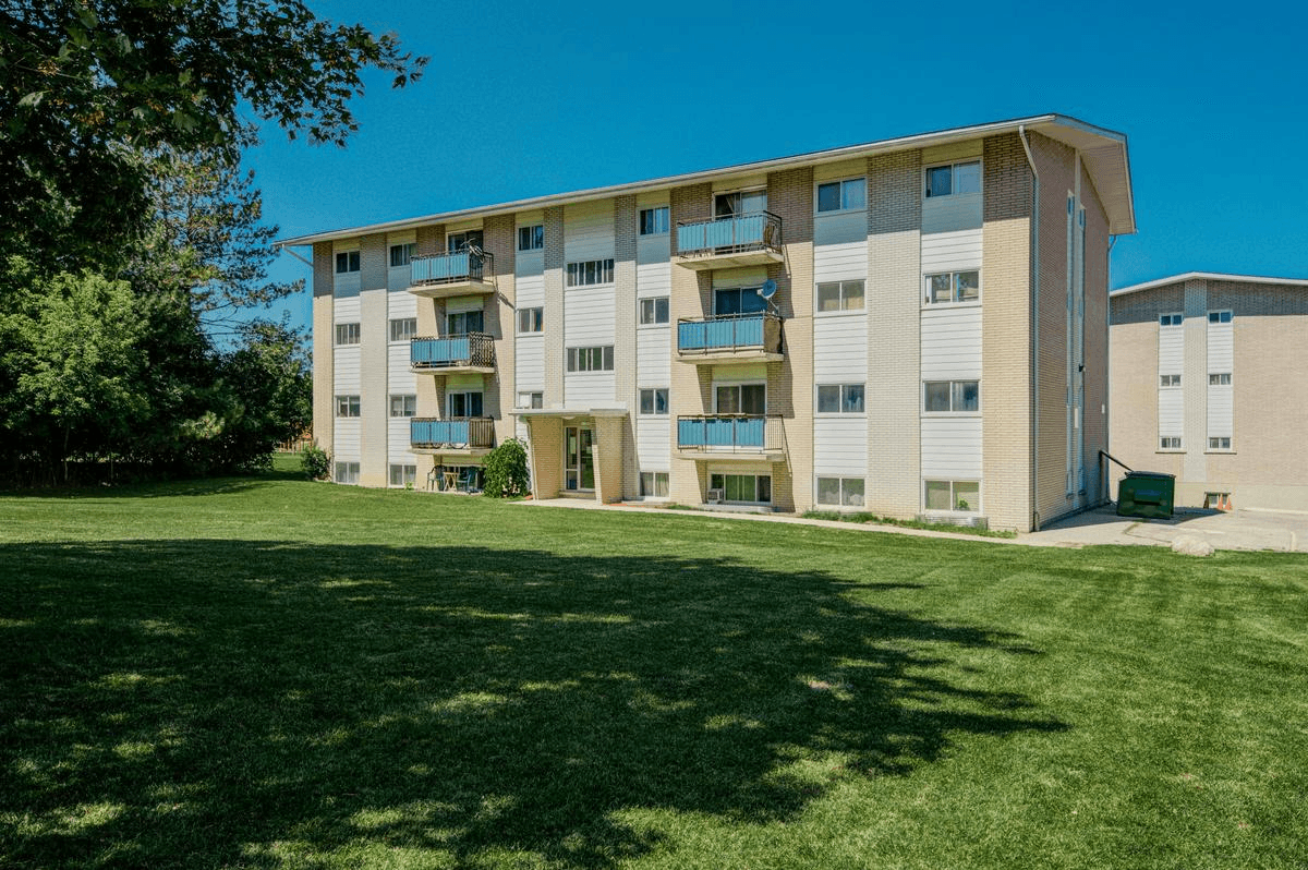 432-462 Leinster Street — 1 Bedroom - Photo 10