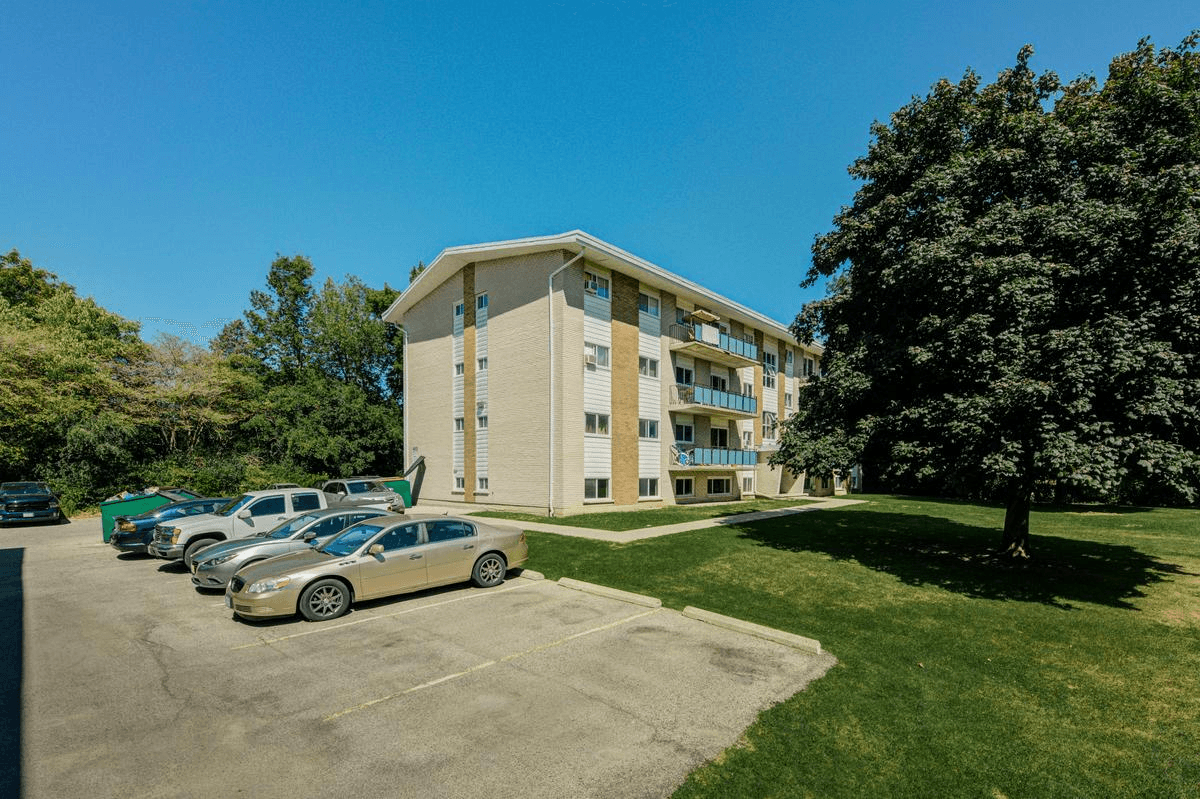 432-462 Leinster Street — 1 Bedroom - Photo 13