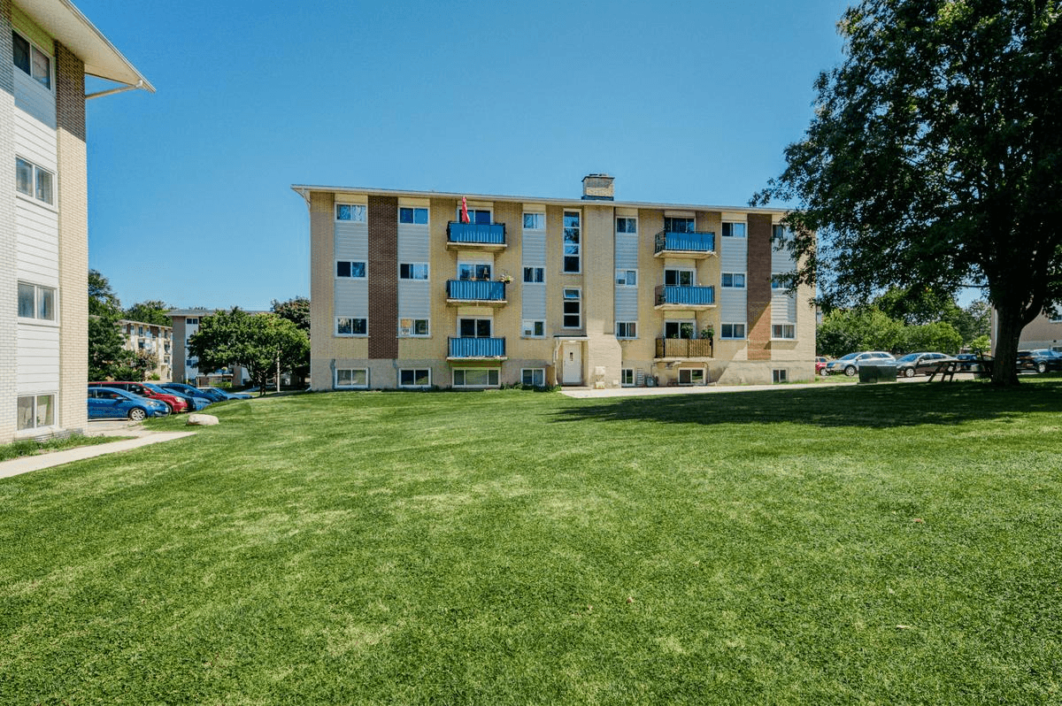 432-462 Leinster Street — 1 Bedroom - Photo 14