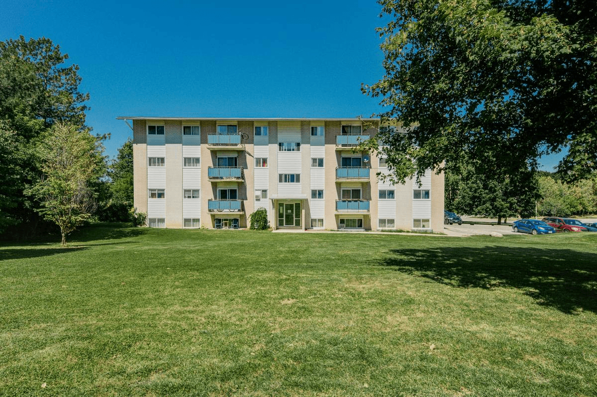432-462 Leinster Street — 1 Bedroom - Photo 2