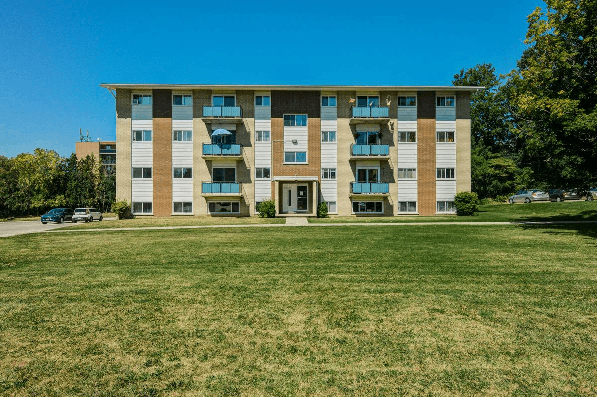 432-462 Leinster Street — 1 Bedroom - Photo 15