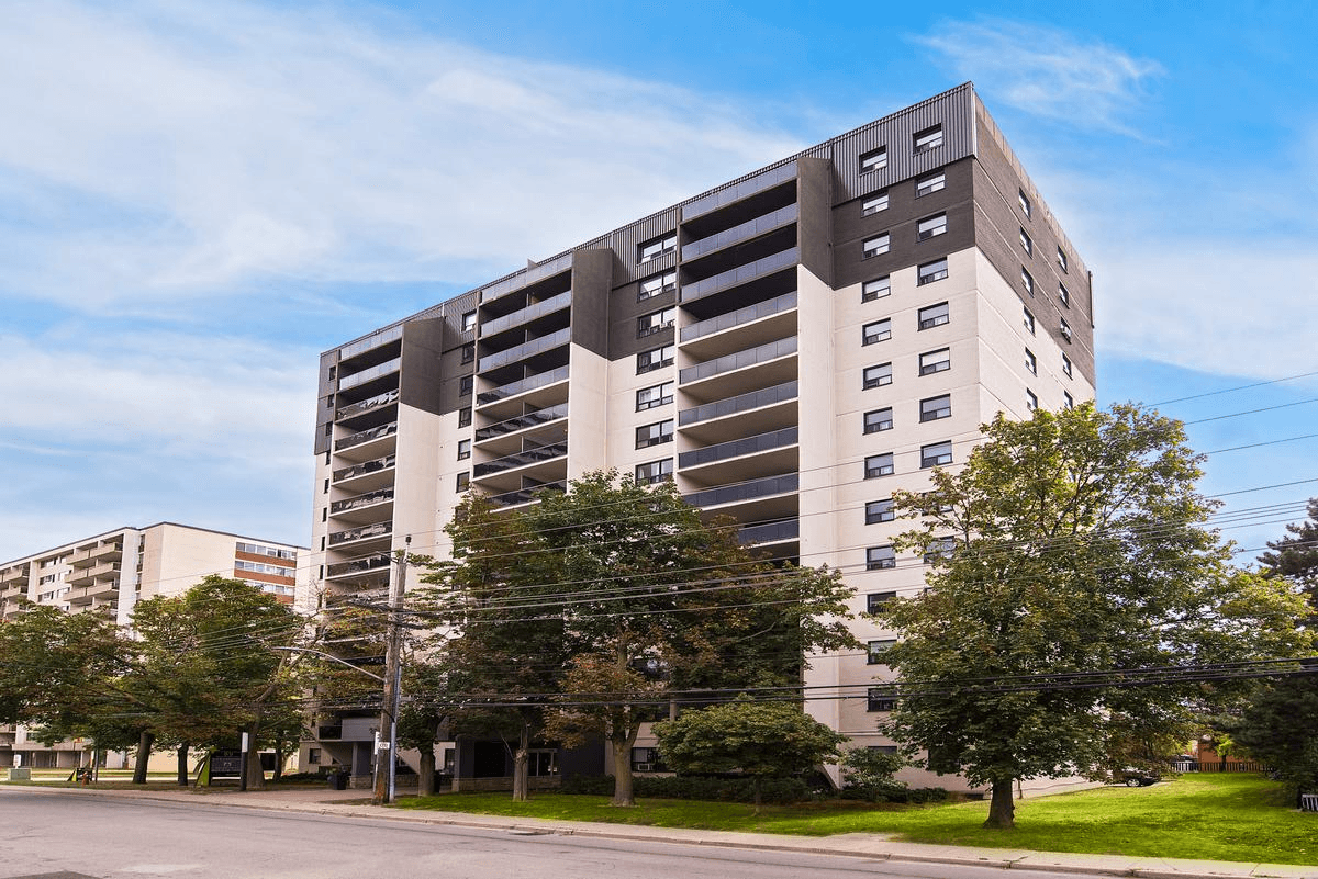 55 Park Street East — 1 Bedroom - Photo 2