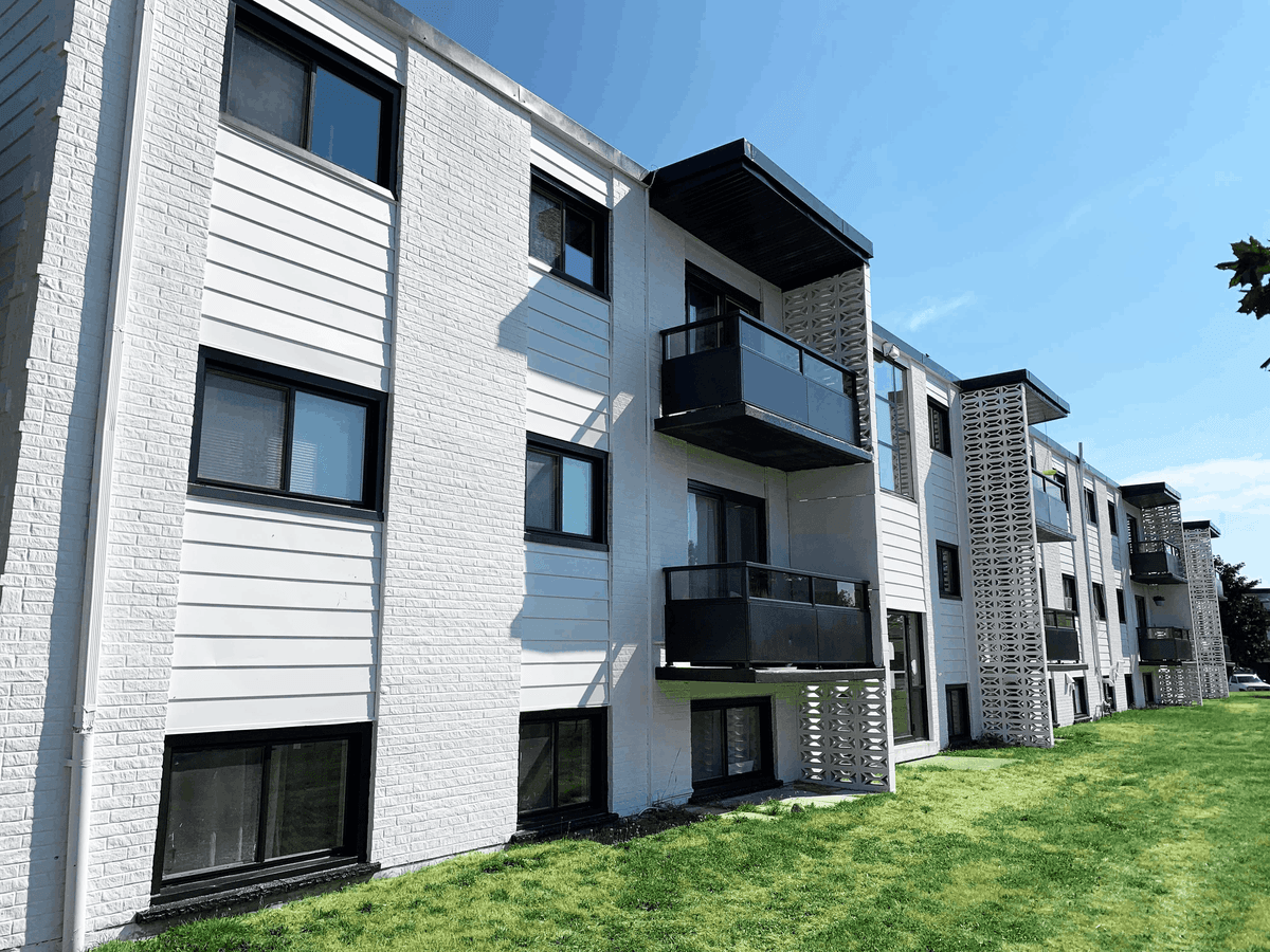 51 Woolley Street &amp; 75-85 Elgin Street South — 2 Bedroom - Photo 3