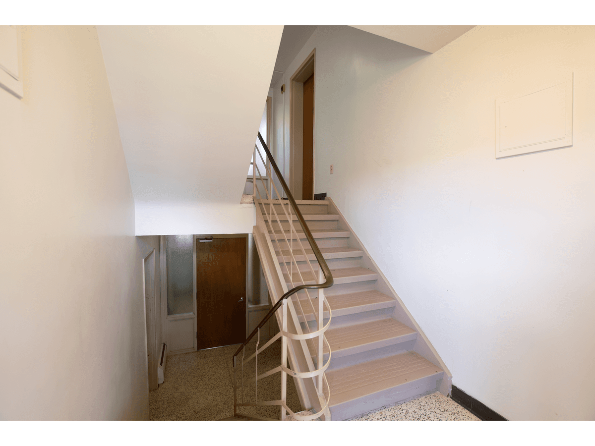 432-462 Leinster Street — 1 Bedroom - Photo 29