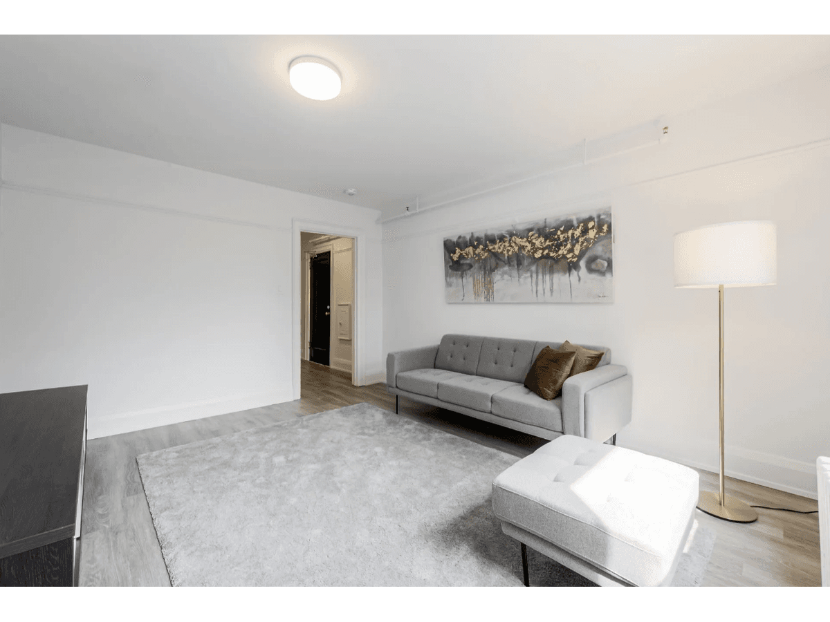 210 Wychwood Avenue — 2 Bedroom - Photo 7
