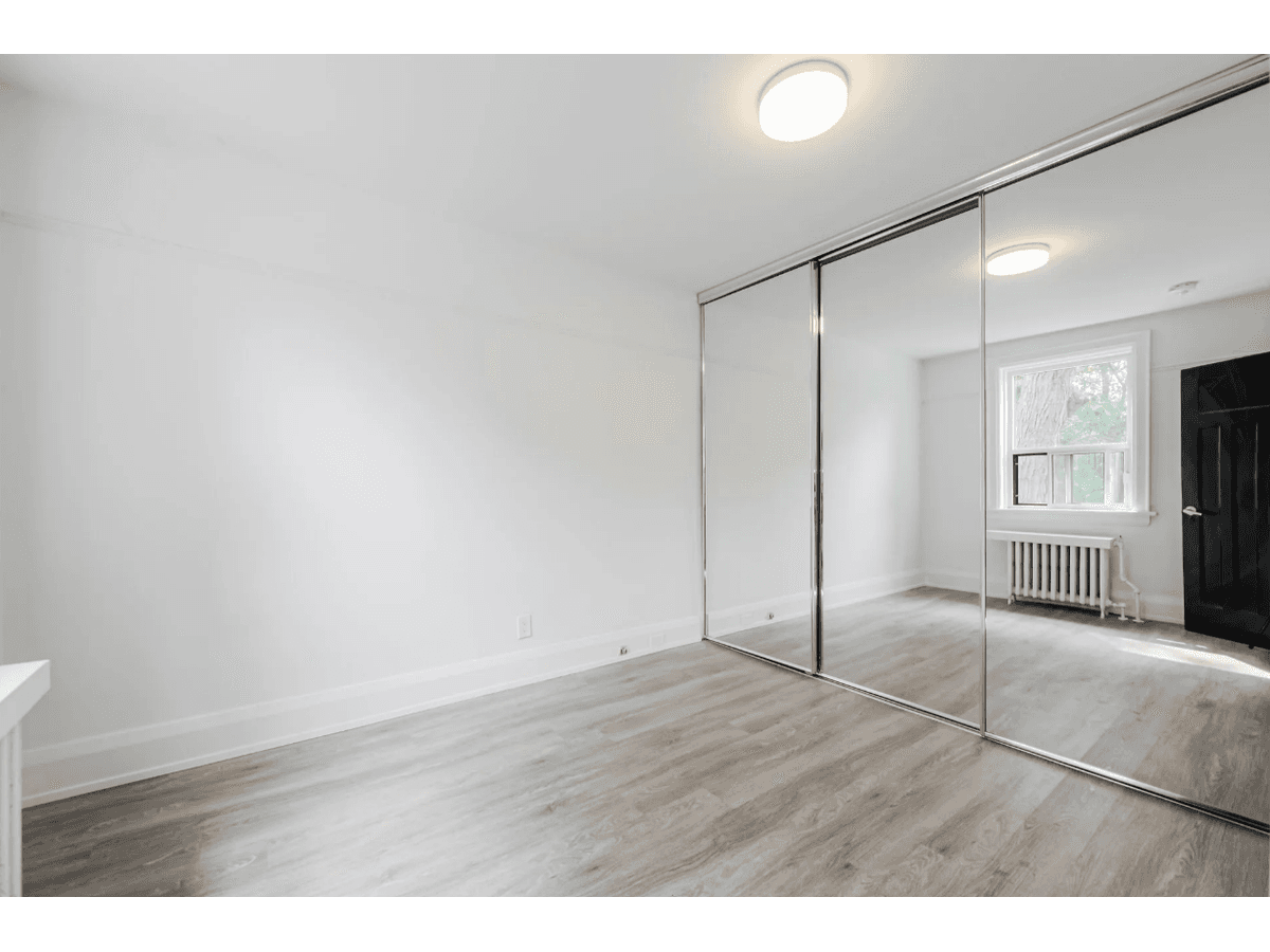 210 Wychwood Avenue — 2 Bedroom - Photo 12
