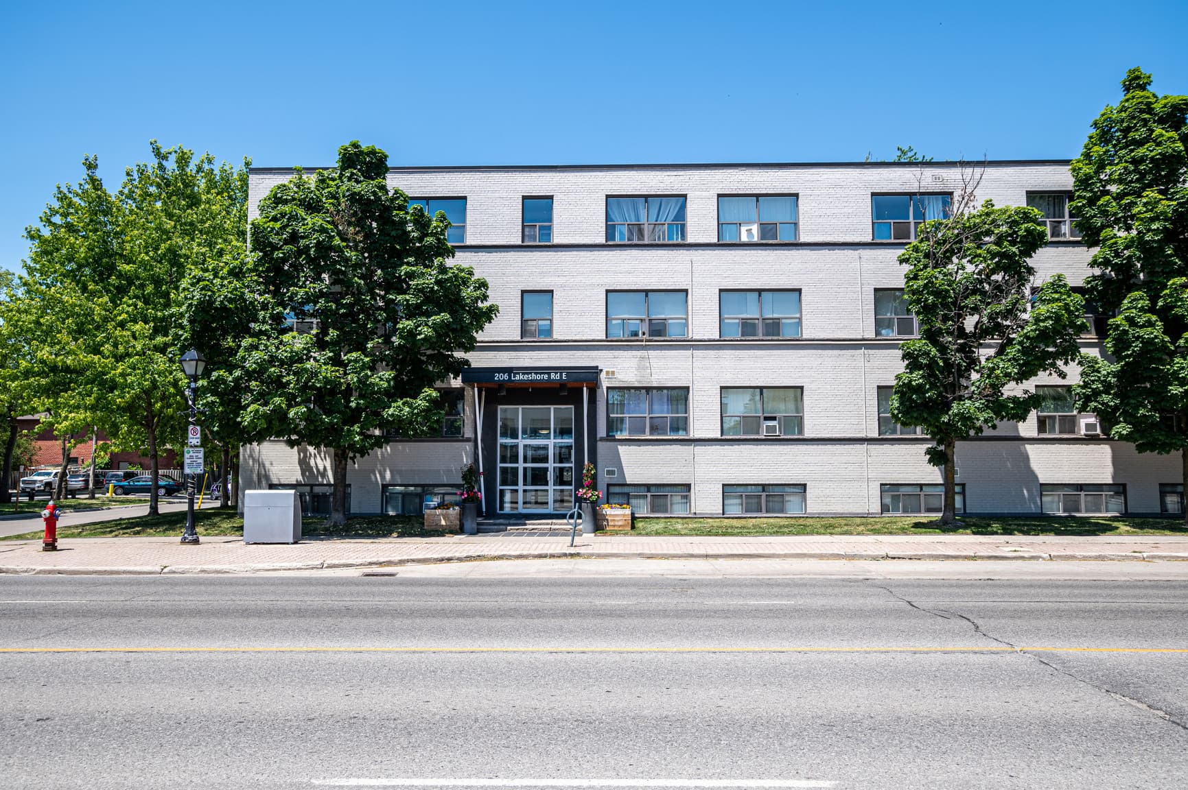 206 Lakeshore Road East - Photo 11