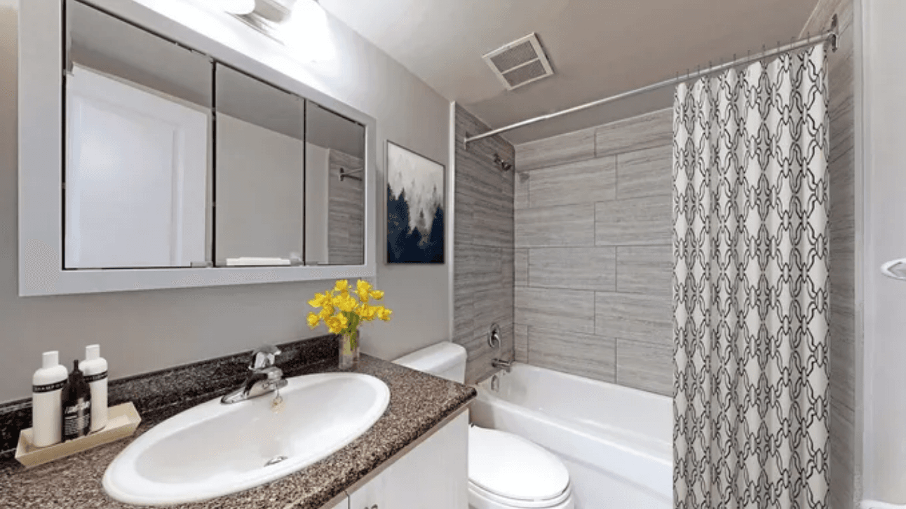 1251 King Street West — Junior 1 Bedroom - Photo 20