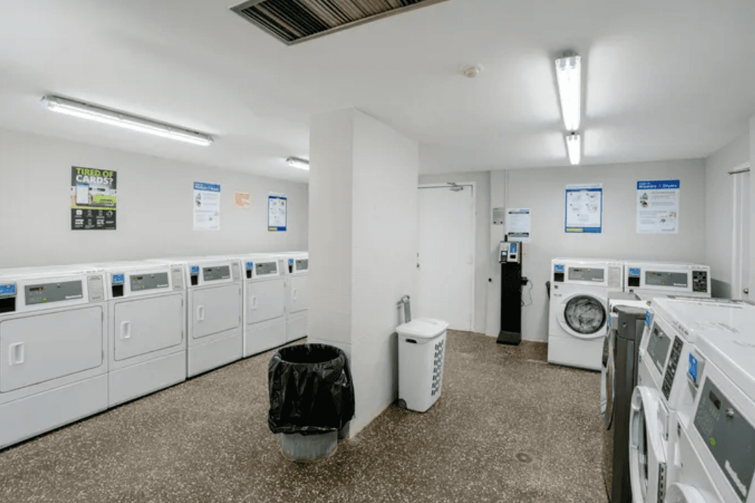 1251 King Street West — Junior 1 Bedroom - Photo 42