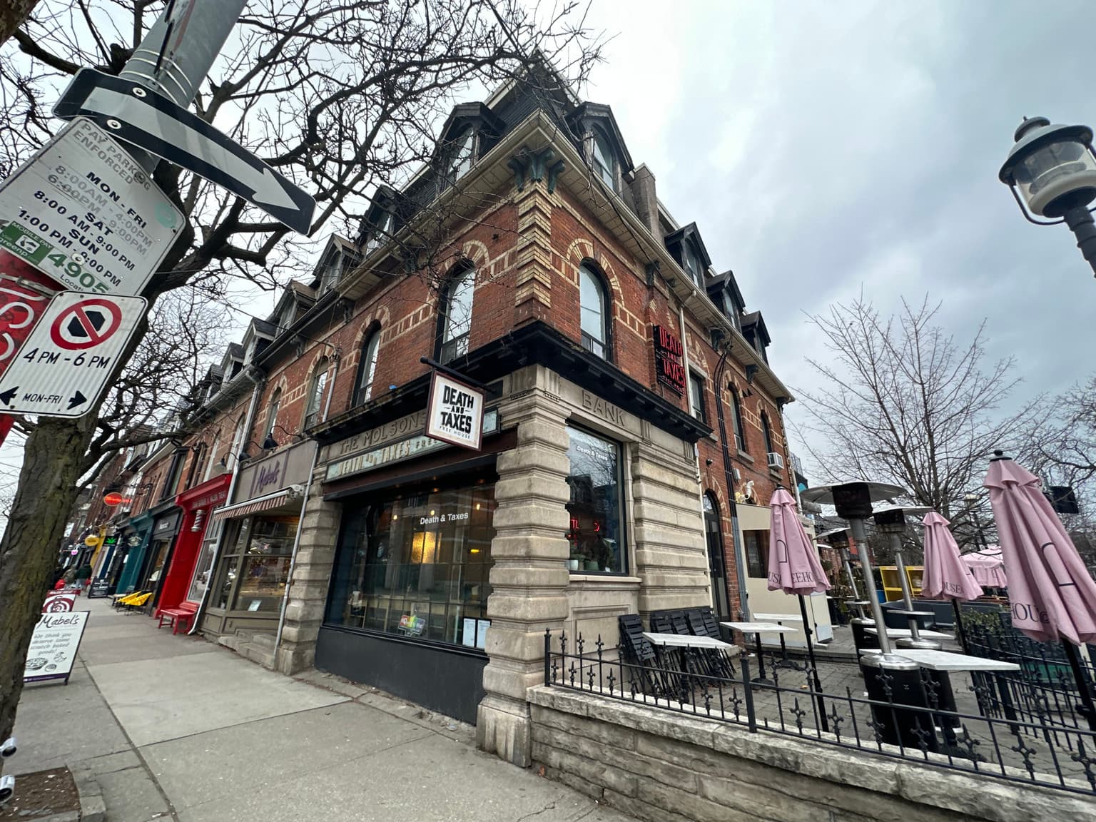 1154 & 1158 Queen Street West — 1 Bedroom - Photo 2