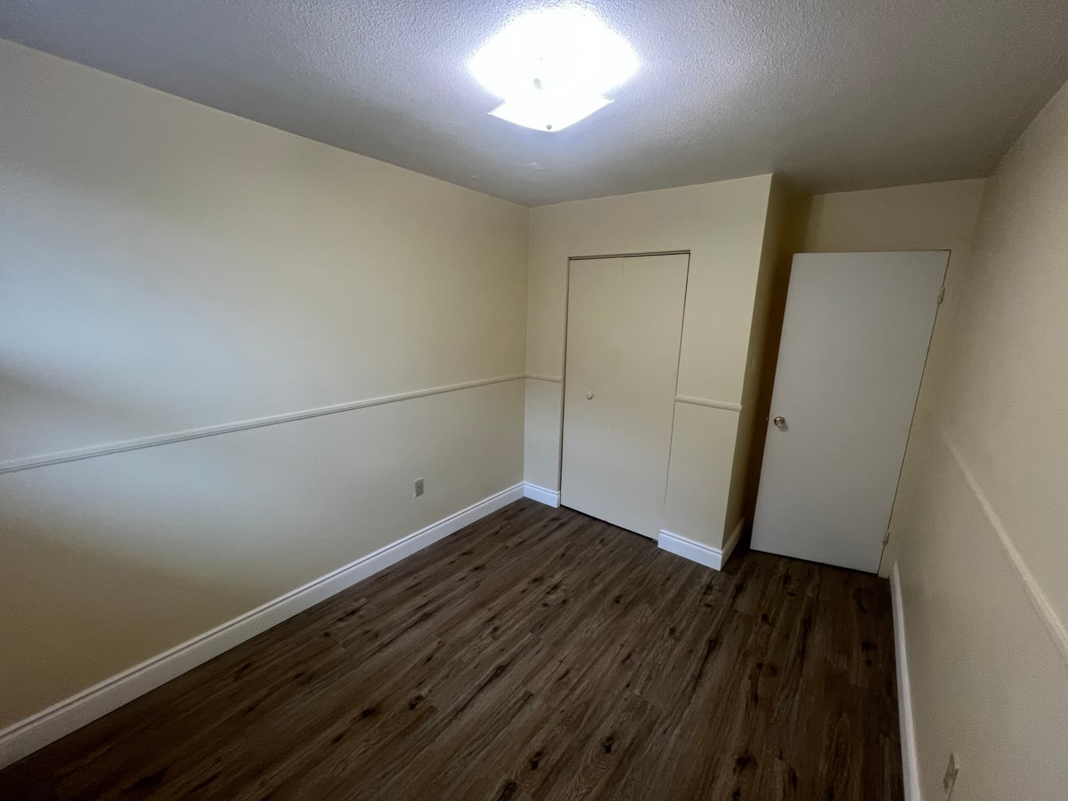 10 Veevers Drive — 2 Bedroom - Photo 14