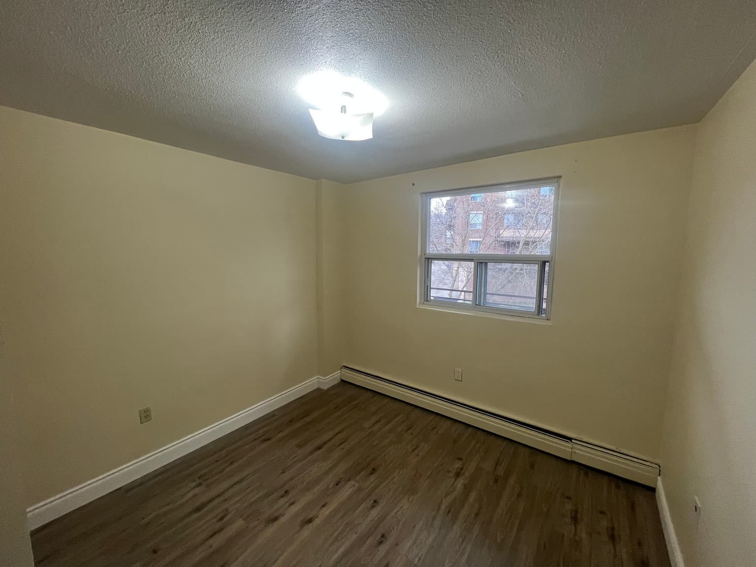 10 Veevers Drive — 2 Bedroom - Photo 13
