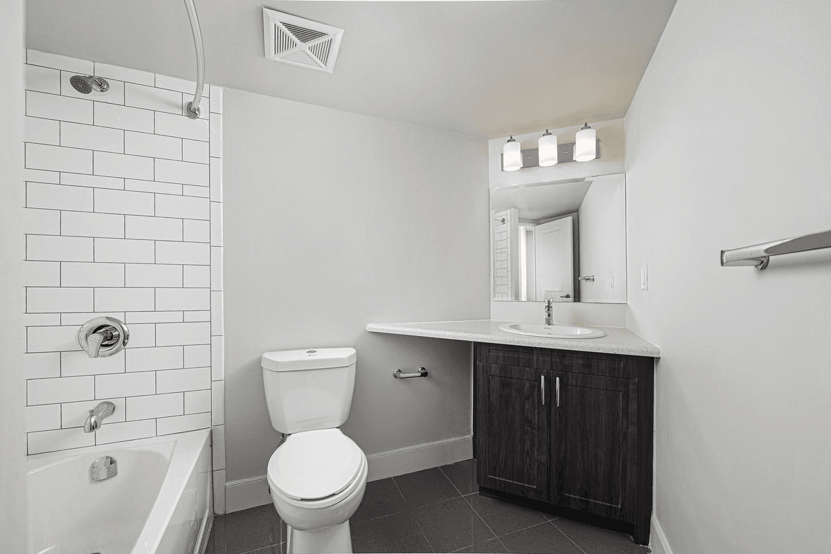 5600 Sheppard Avenue East — 1 Bedroom - Photo 11