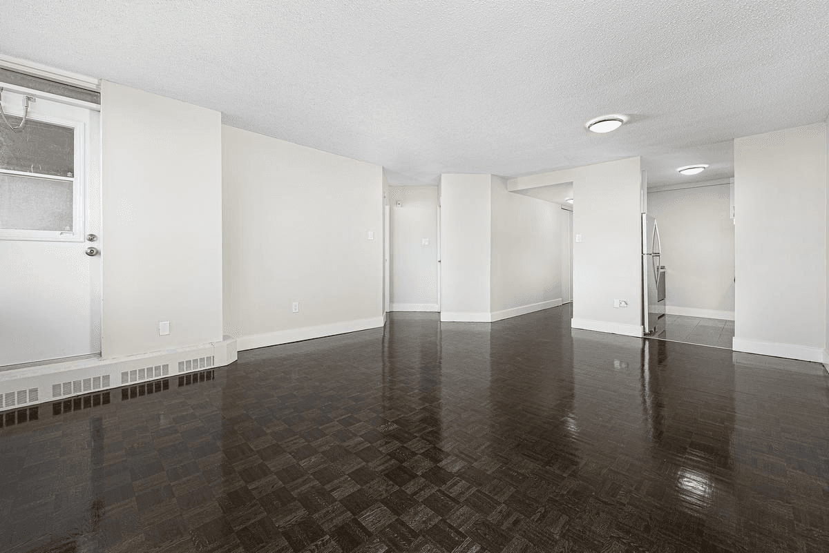 5600 Sheppard Avenue East — 1 Bedroom - Photo 9