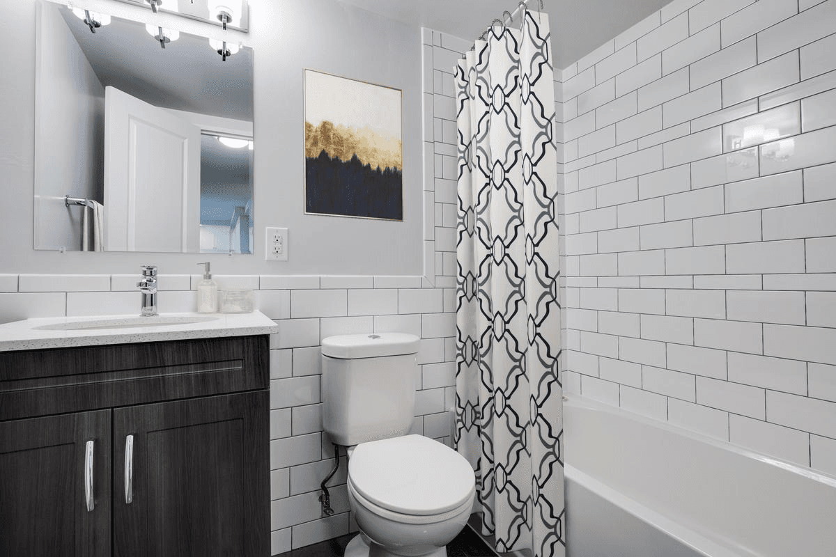 570 Birchmount Road — 2 Bedroom - Photo 7