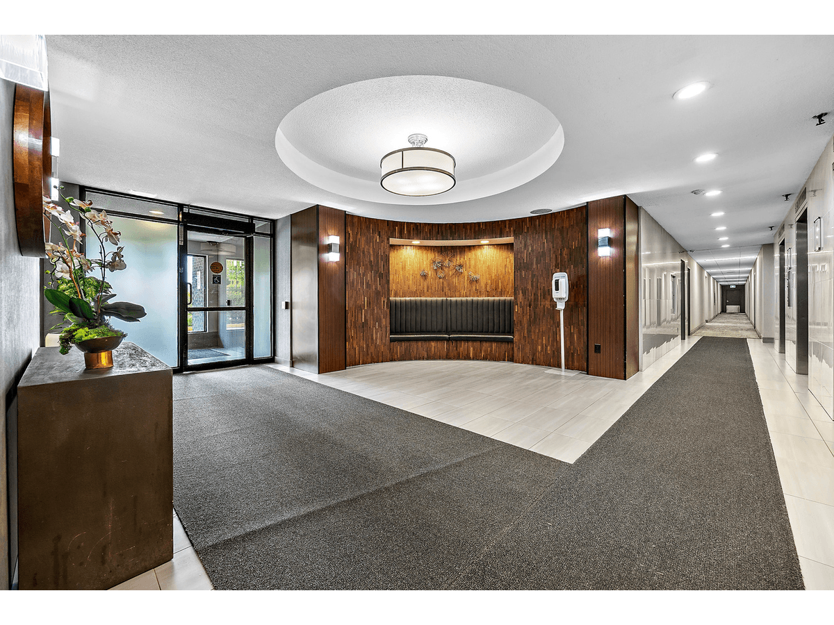 120 Torresdale Avenue — 2 Bedroom - Photo 15