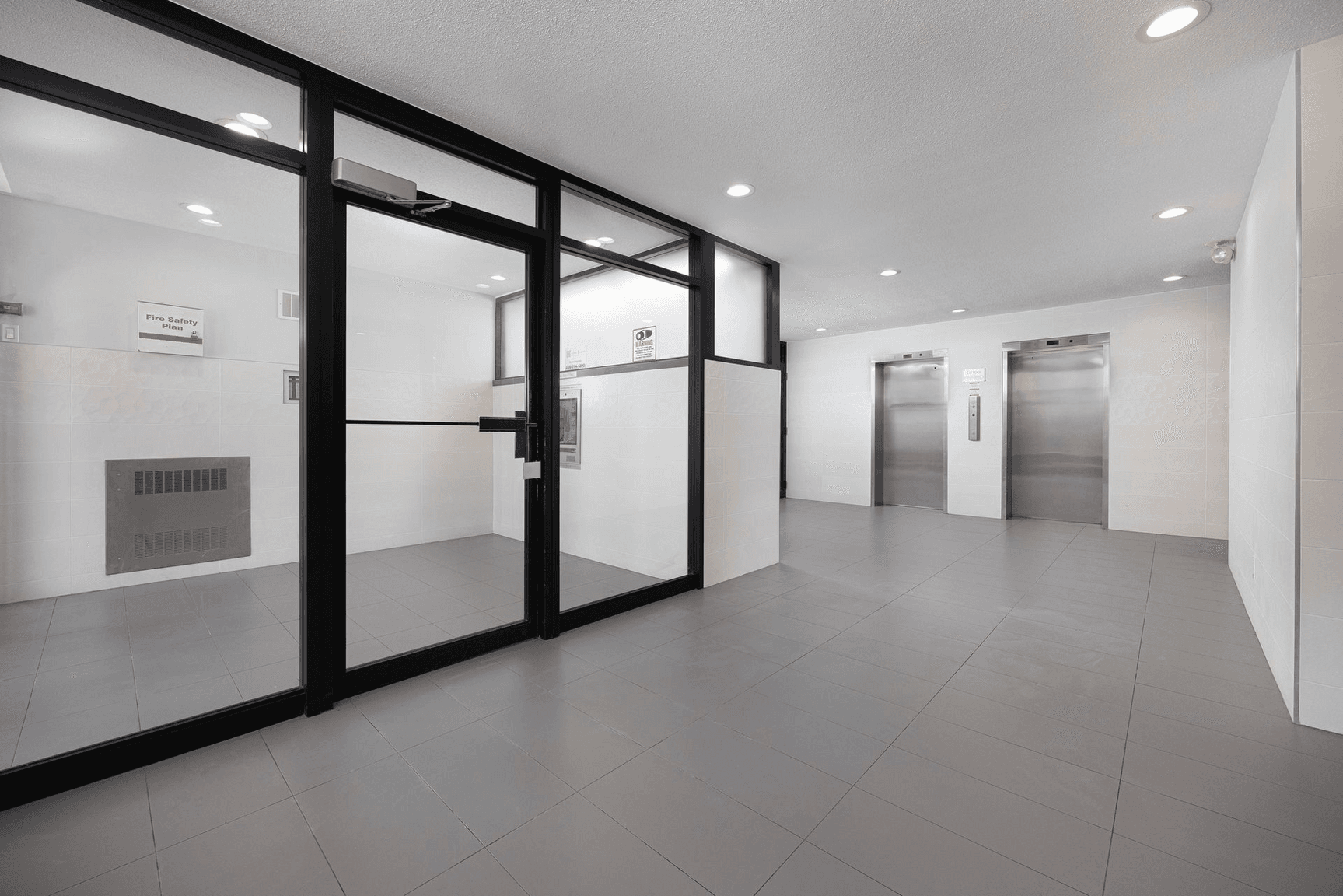 2360 Birchmount Road — 2 Bedrooms Large - Photo 14
