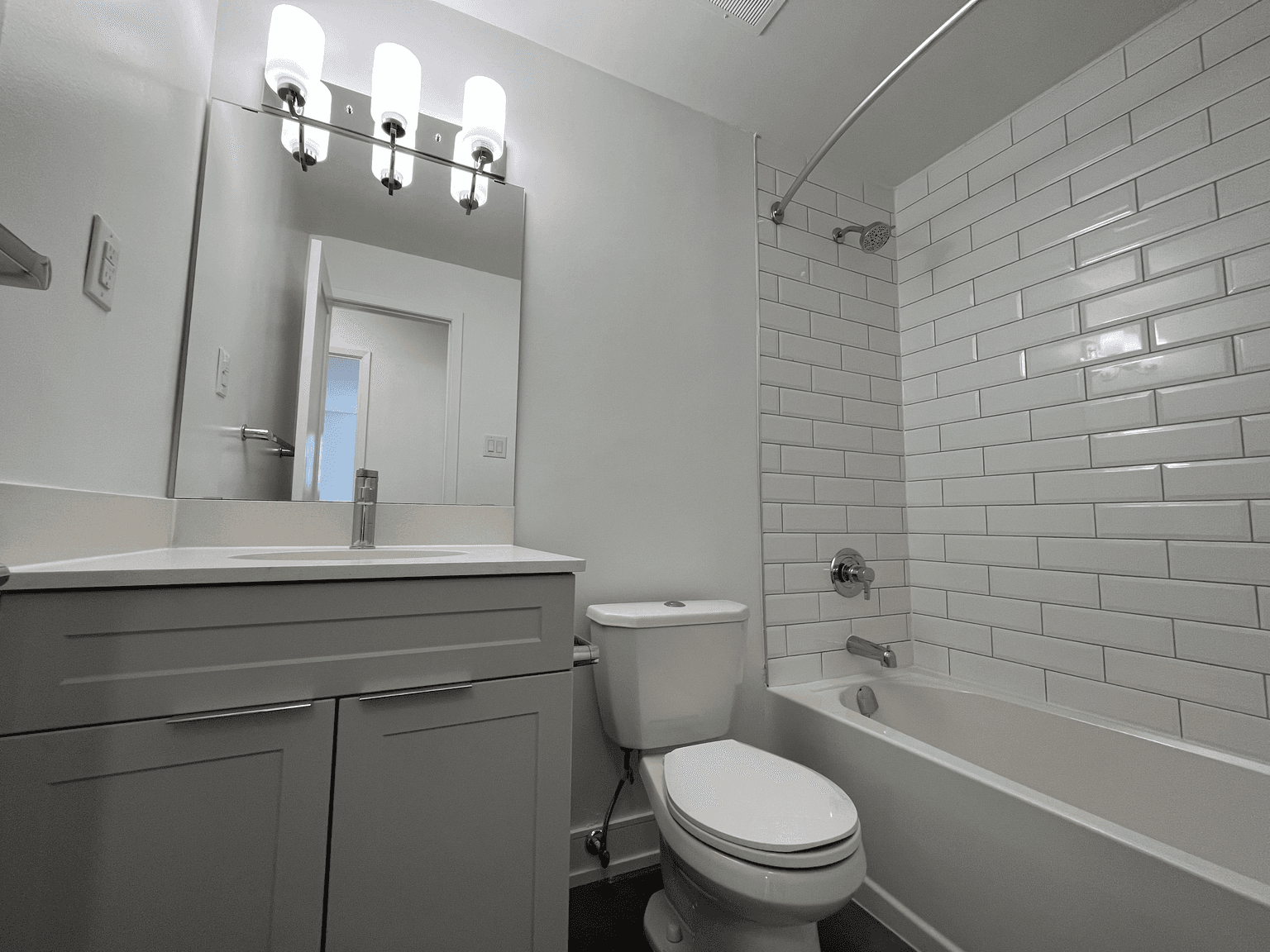 130, 140, 150 Christopher Drive — 1 Bedroom - Photo 8