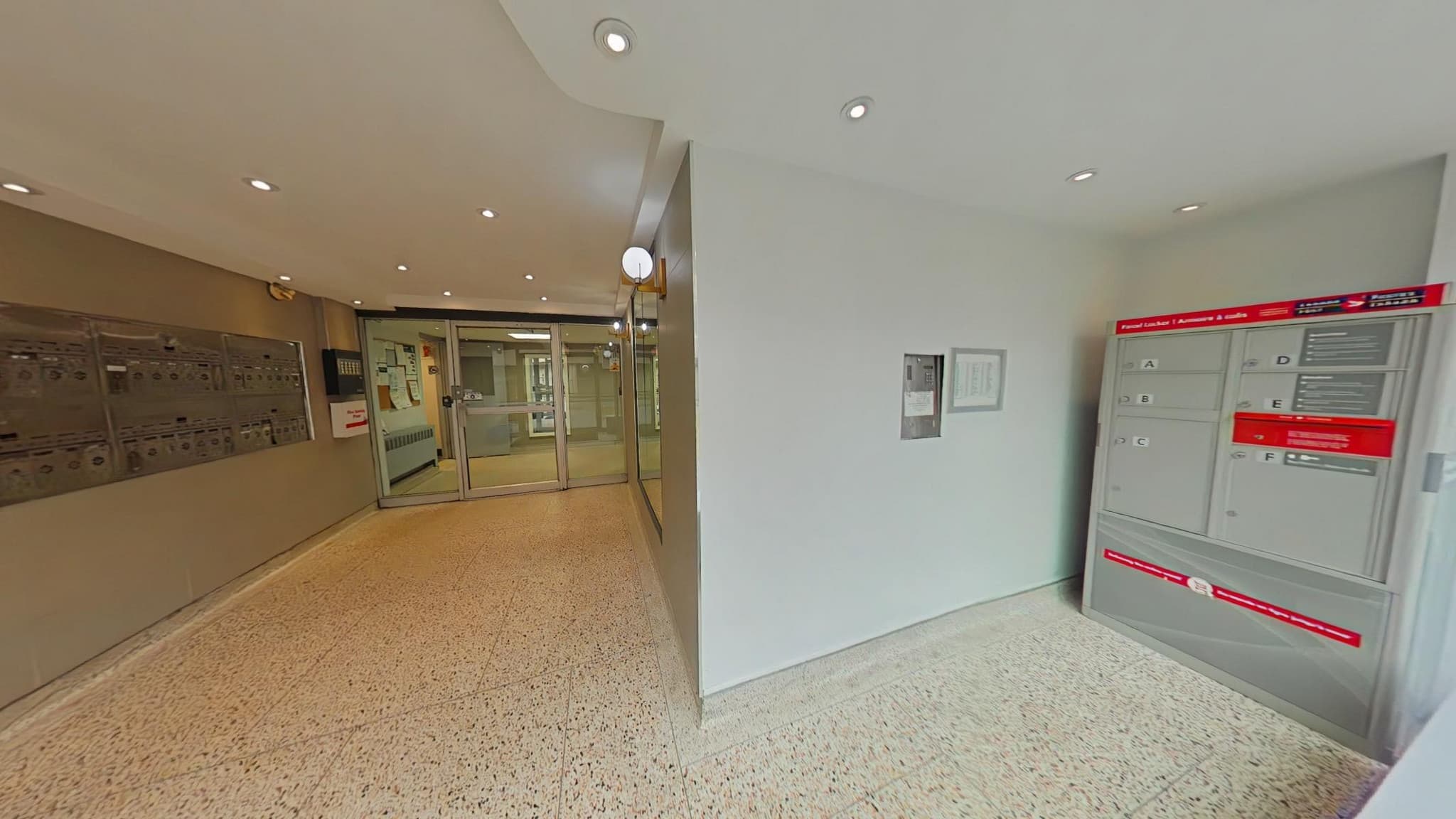 36 Thorncliffe Park Drive — 2 Bedroom - Photo 18