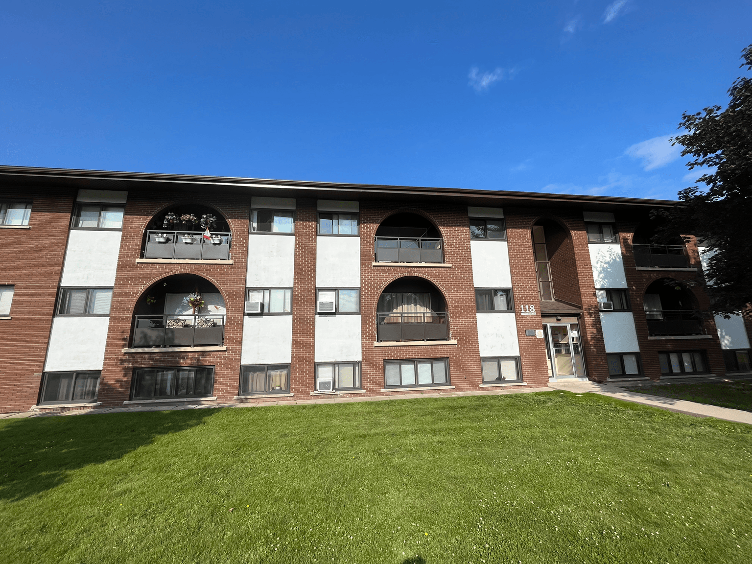 118, 124 Christopher Drive — 2 Bedroom - Photo 5
